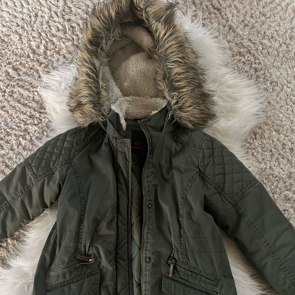 Girls Winter Coat with faux fur hood